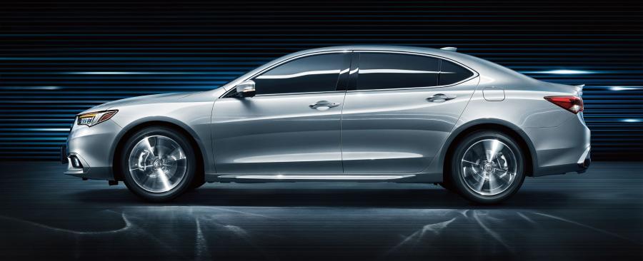  Acura TLX-L 2017 года  (фото 3 из 3)